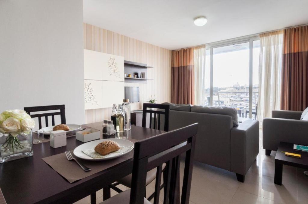 Valletta View Apartments By St Hotels Gzira Exterior photo