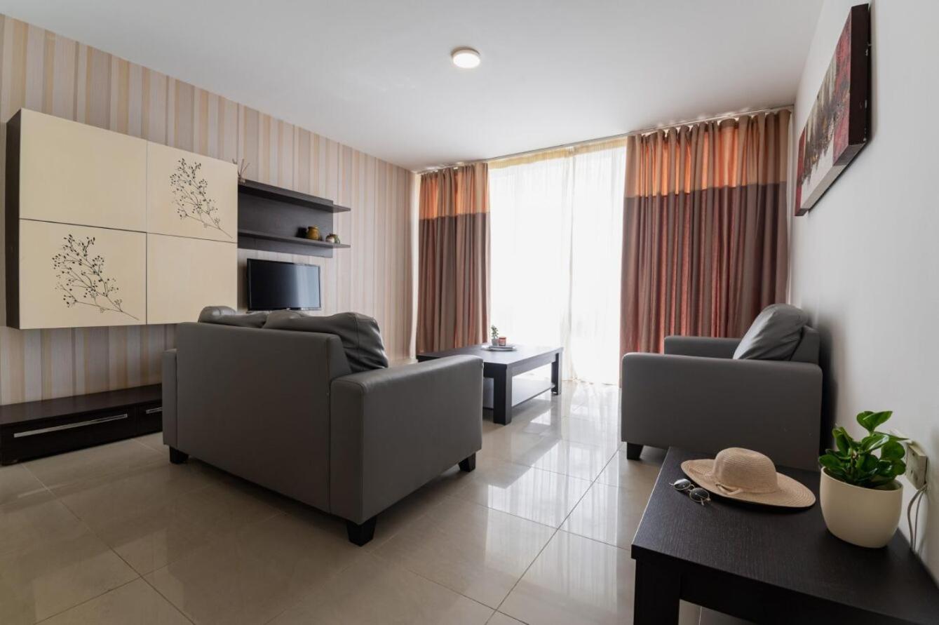 Valletta View Apartments By St Hotels Gzira Exterior photo